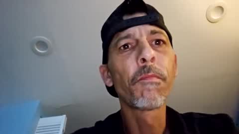 Snapshot of dogbone999081 chatting on 18, 10, 2025 dogbone999081 online show from 18, 10, 2025