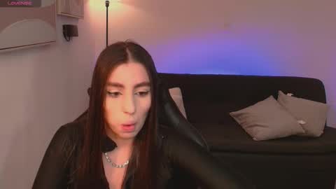 Snapshot of dolcieelliot chatting on 21, 10, 2025 Dolcie online show from 21, 10, 2025