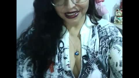 doll78latin online show from 12, 9, 2025