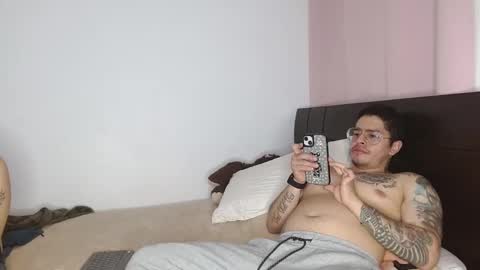 Auro and Santiago online show from 13, 12, 2024