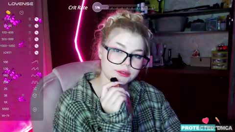 Snapshot of doll_chloe_ chatting on 3, 12, 2024 Chloe online show from 3, 12, 2024