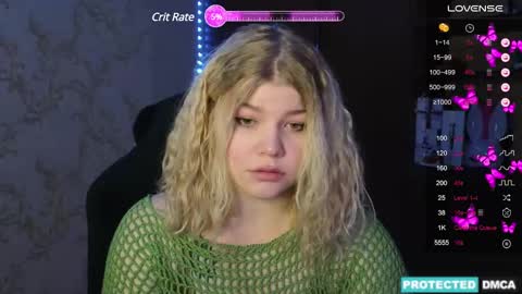 Snapshot of doll_chloe_ chatting on 12, 12, 2024 Chloe online show from 12, 12, 2024