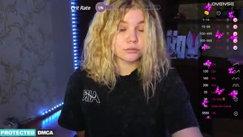 Snapshot of doll_chloe_ chatting on 16, 12, 2024 Chloe online show from 16, 12, 2024