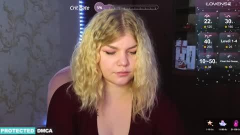 Snapshot of doll_chloe_ chatting on 17, 12, 2024 Chloe online show from 17, 12, 2024