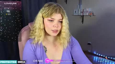 Snapshot of doll_chloe_ chatting on 20, 12, 2024 Chloe online show from 20, 12, 2024
