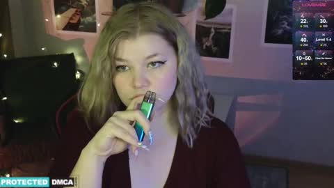 Snapshot of doll_chloe_ chatting on 14, 1, 2025 Chloe online show from 14, 1, 2025