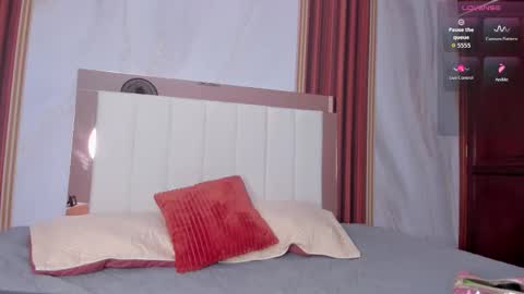 Snapshot of doll_daisy_ chatting on 7, 11, 2025 doll_daisy_ online show from 7, 11, 2025