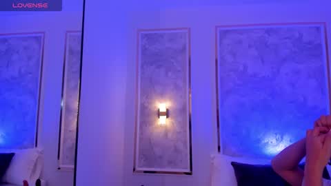 D  online show from 21, 12, 2025