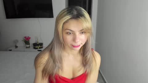 doll_oriana online show from 12, 3, 2025
