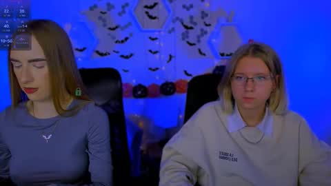 Snapshot of doll_vey chatting on 3, 11, 2025 doll_vey online show from 3, 11, 2025