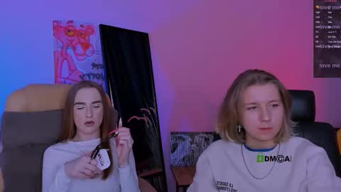 Snapshot of doll_vey chatting on 7, 11, 2025 doll_vey online show from 7, 11, 2025