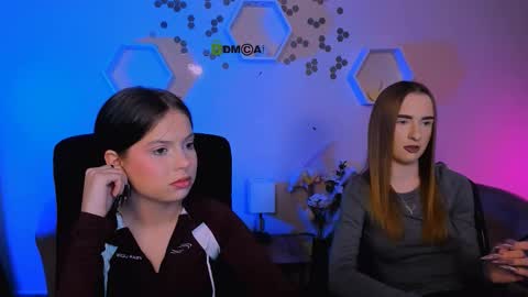 Snapshot of doll_vey chatting on 24, 11, 2025 doll_vey online show from 24, 11, 2025