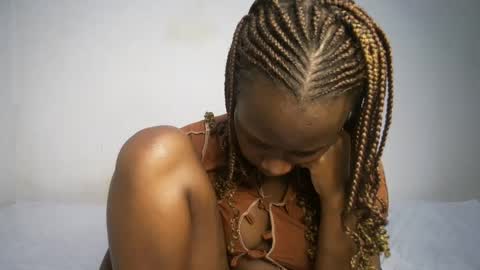 dollberry online show from 4, 2, 2025