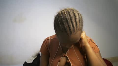 dollberry online show from 1, 3, 2025