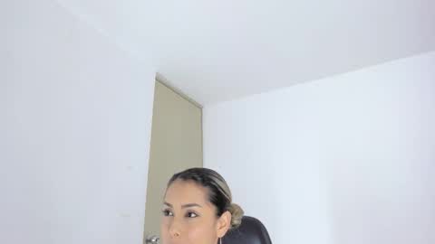 Snapshot of dolly_walker chatting on 31, 1, 2026 dolly walker online show from 31, 1, 2026