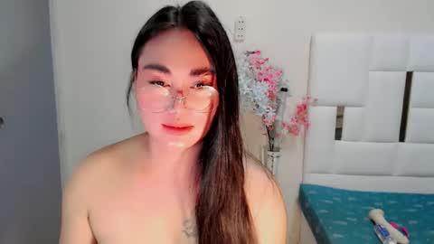 Snapshot of dolly_yume chatting on 17, 9, 2025 YUMEE online show from 17, 9, 2025