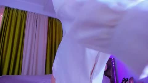 Dollya online show from 11, 11, 2025