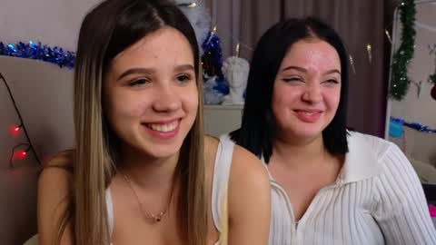 We Lili and Lory  nice see yall here online show from 17, 12, 2024