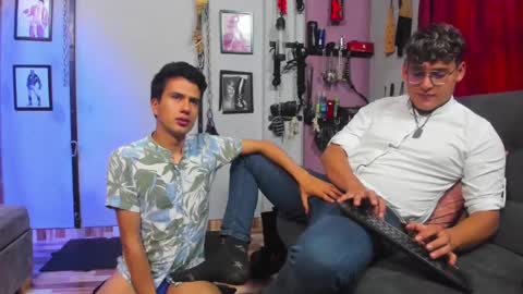 Snapshot of dom2travelers_sm chatting on 21, 2, 2025 Diego Castell online show from 21, 2, 2025