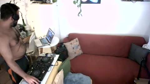 all fetishes online show from 29, 9, 2025