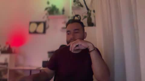 all fetishes online show from 17, 11, 2025