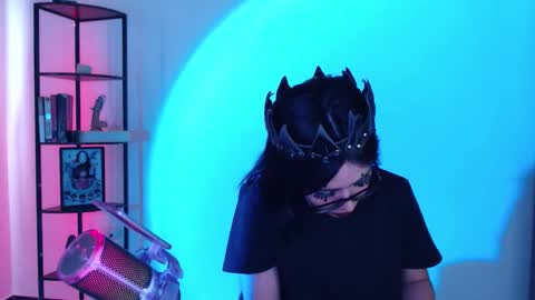 Snapshot of domgiirl chatting on 20, 11, 2025 Mistress online show from 20, 11, 2025