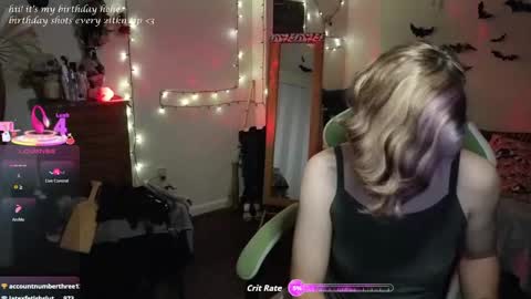 Snapshot of dominantman18064 chatting on 25, 10, 2025 Bigbearnbunnyboy online show from 25, 10, 2025