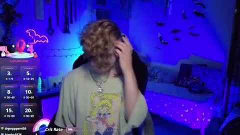 Snapshot of dominantman18064 chatting on 11, 11, 2025 Bigbearnbunnyboy online show from 11, 11, 2025