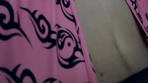 Snapshot of dominicanpoison chatting on 19, 9, 2025 MizzIssy online show from 19, 9, 2025