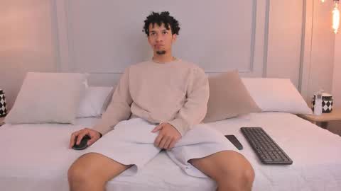 Snapshot of dominick_star chatting on 4, 11, 2025 Dominick Star online show from 4, 11, 2025