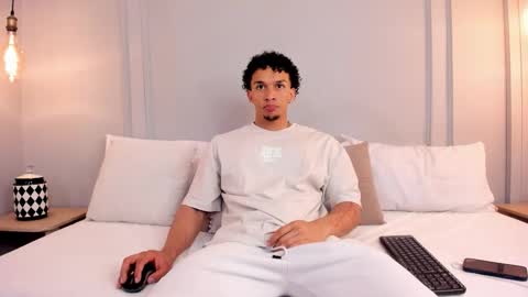 Snapshot of dominick_star chatting on 16, 12, 2025 Dominick Star online show from 16, 12, 2025