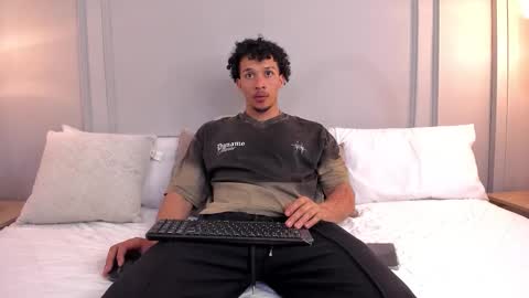 Dominick Star online show from 18, 1, 2026