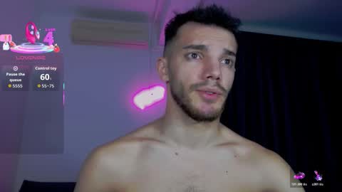 Snapshot of dominicvalente chatting on 1, 12, 2025 dominicvalente online show from 1, 12, 2025