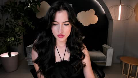 Snapshot of dominiquevega_ chatting on 21, 1, 2025 Dominique online show from 21, 1, 2025