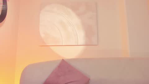 Snapshot of dominiquevega_ chatting on 12, 3, 2025 Dominique online show from 12, 3, 2025