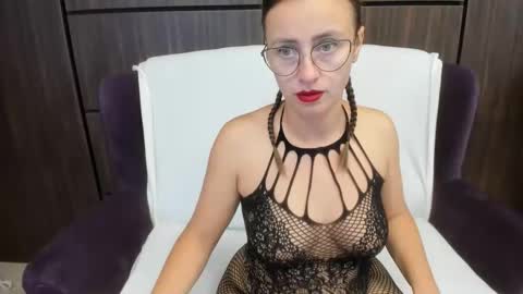 Dominna online show from 24, 9, 2025