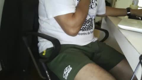 Snapshot of domruanjf chatting on 9, 10, 2025 Dom Ruan CF online show from 9, 10, 2025