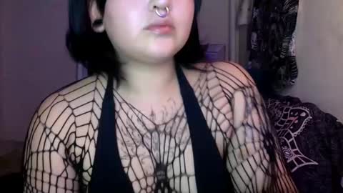 Snapshot of domvexxx chatting on 11, 9, 2025 DomVexxx online show from 11, 9, 2025