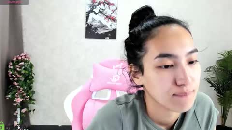 Aura online show from 28, 10, 2025