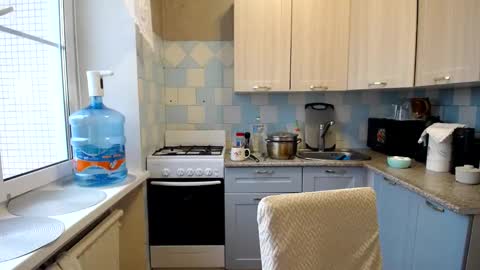 Tatiana 43 curvy sexy body and Joanna redhead 39 years online show from 17, 1, 2025