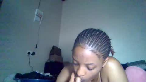 dora05191 online show from 24, 9, 2025