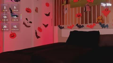 Snapshot of dora_banks chatting on 30, 10, 2025 Dora online show from 30, 10, 2025