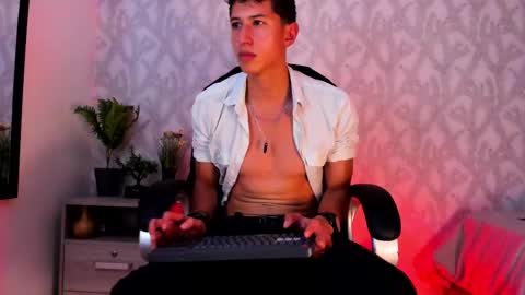 dorian_mystery online show from 3, 12, 2024