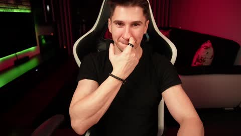 Dorian Reyes online show from 9, 1, 2025