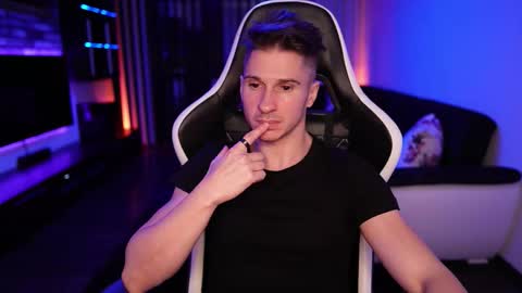 Dorian Reyes online show from 18, 10, 2025