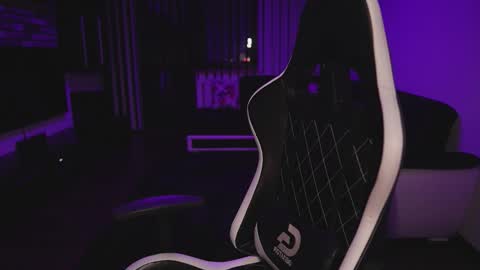 Dorian Reyes online show from 30, 10, 2025