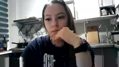 Dorrie Ann online show from 1, 12, 2025