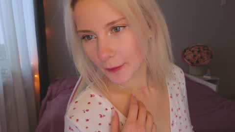 Lana  Eva  dont forget to give us a thumb up online show from 26, 12, 2024