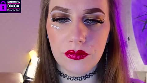 Snapshot of doublemeow chatting on 30, 11, 2025 Emily online show from 30, 11, 2025