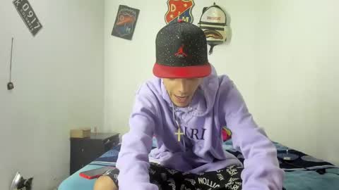 Snapshot of douglas_gallegos chatting on 13, 1, 2025 douglas_gallegos online show from 13, 1, 2025